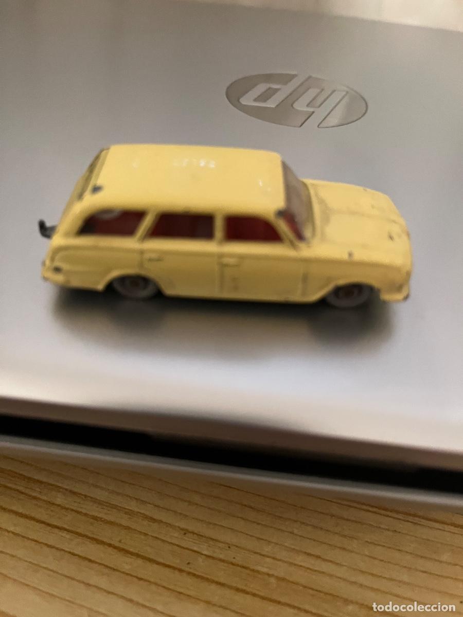 Voitures &agrave; l'&eacute;chelle: Lesley n 38 Vauxhall victor