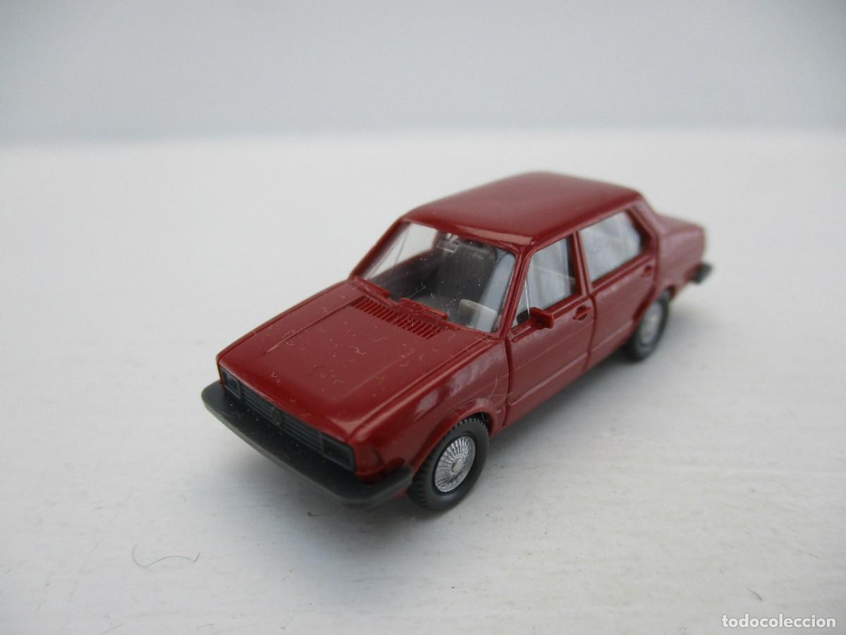 Coches a escala: COCHE ESCALA 1:87 REF B17 - Foto 1
