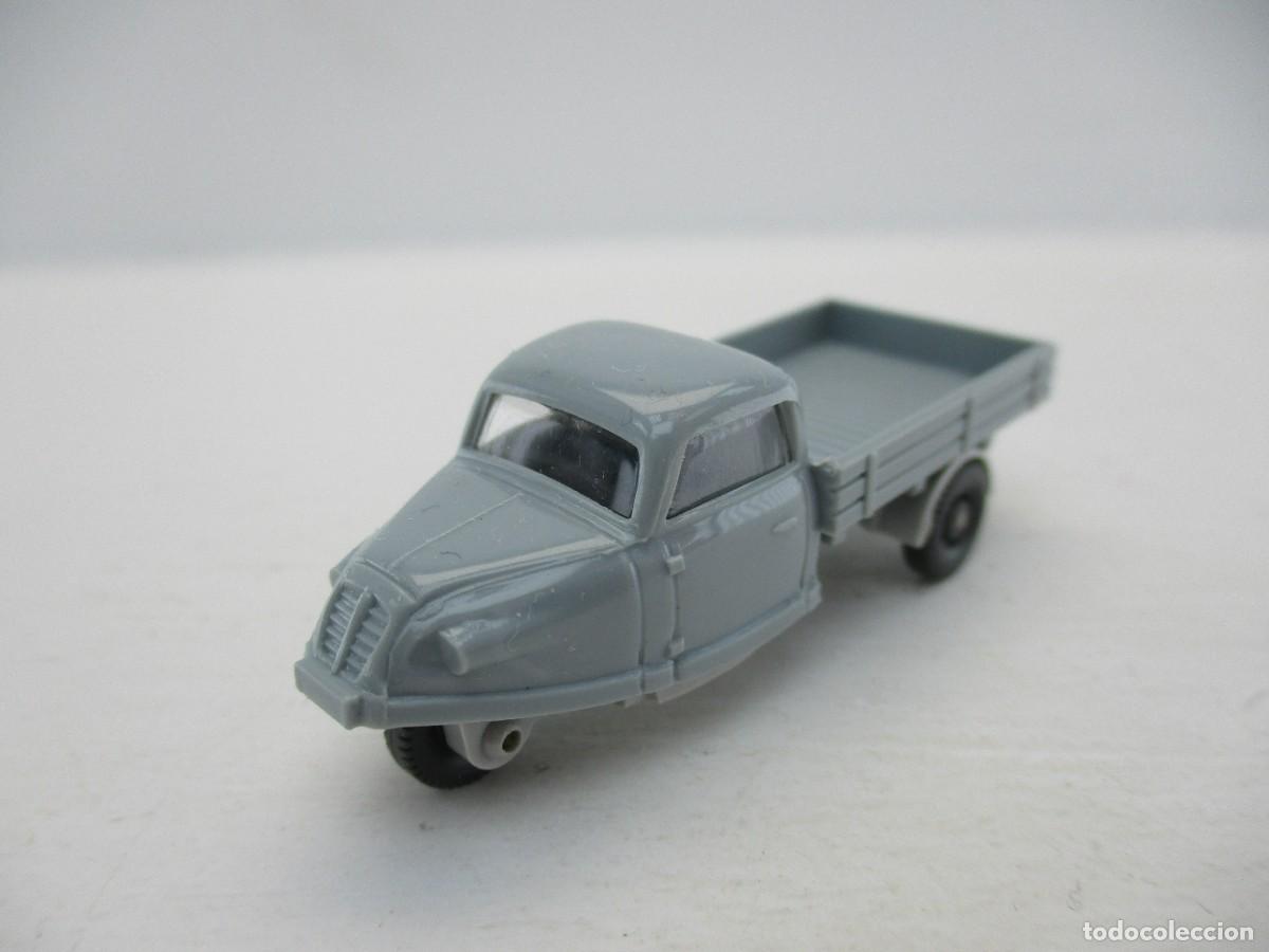 Coches a escala: COCHE ESCALA 1:87 REF B17 - Foto 1