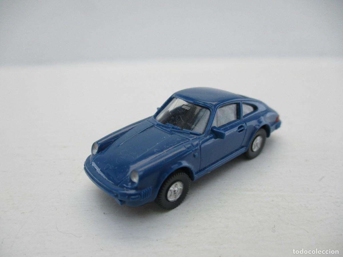 Coches a escala: COCHE ESCALA 1:87 REF B17 - Foto 1