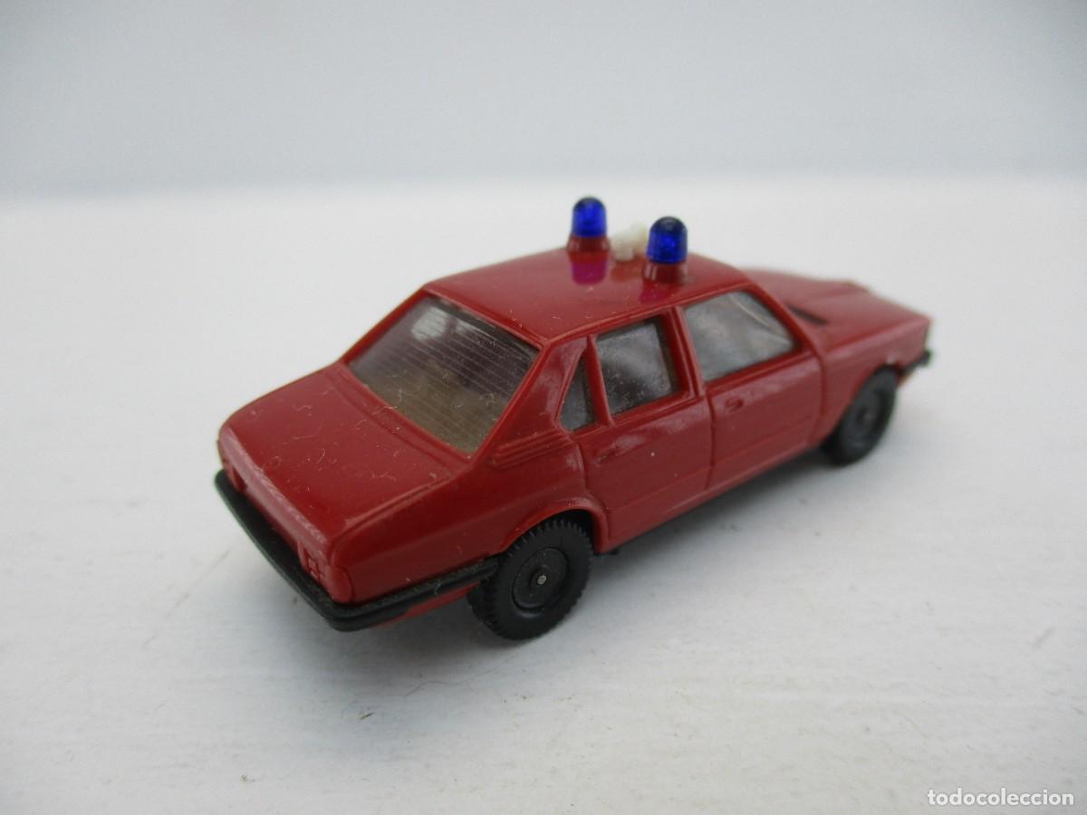Coches a escala: COCHE ESCALA 1:87 REF B17 - Foto 2