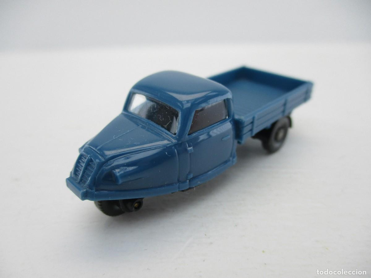 Coches a escala: COCHE ESCALA 1:87 REF B17 - Foto 1