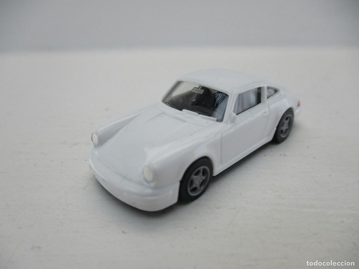 Coches a escala: COCHE ESCALA 1:87 REF B18 - Foto 1