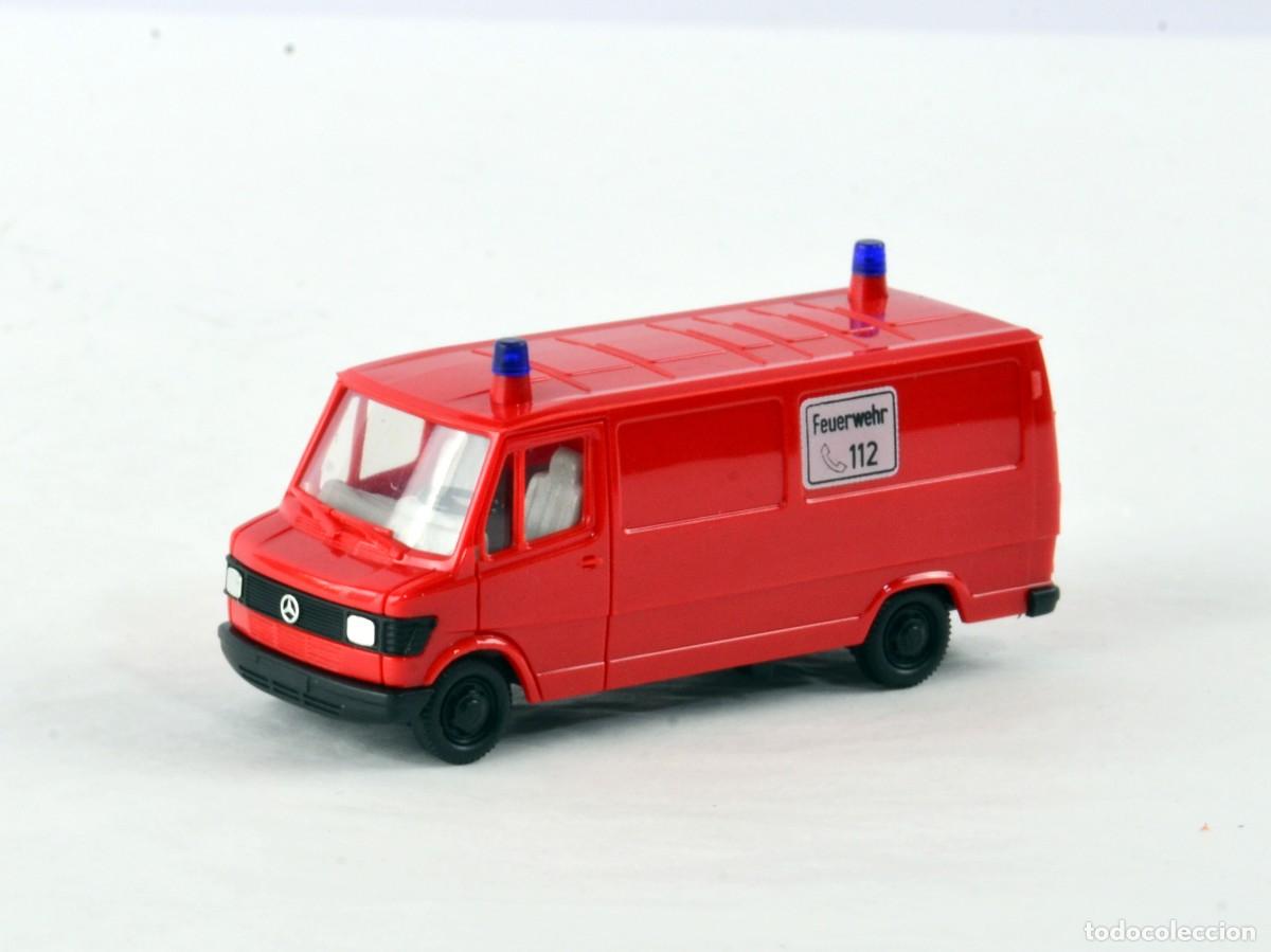 Coches a escala: Herpa Escala 1:87 H0 Ambulancia Bomberos Mercedes Benz 210