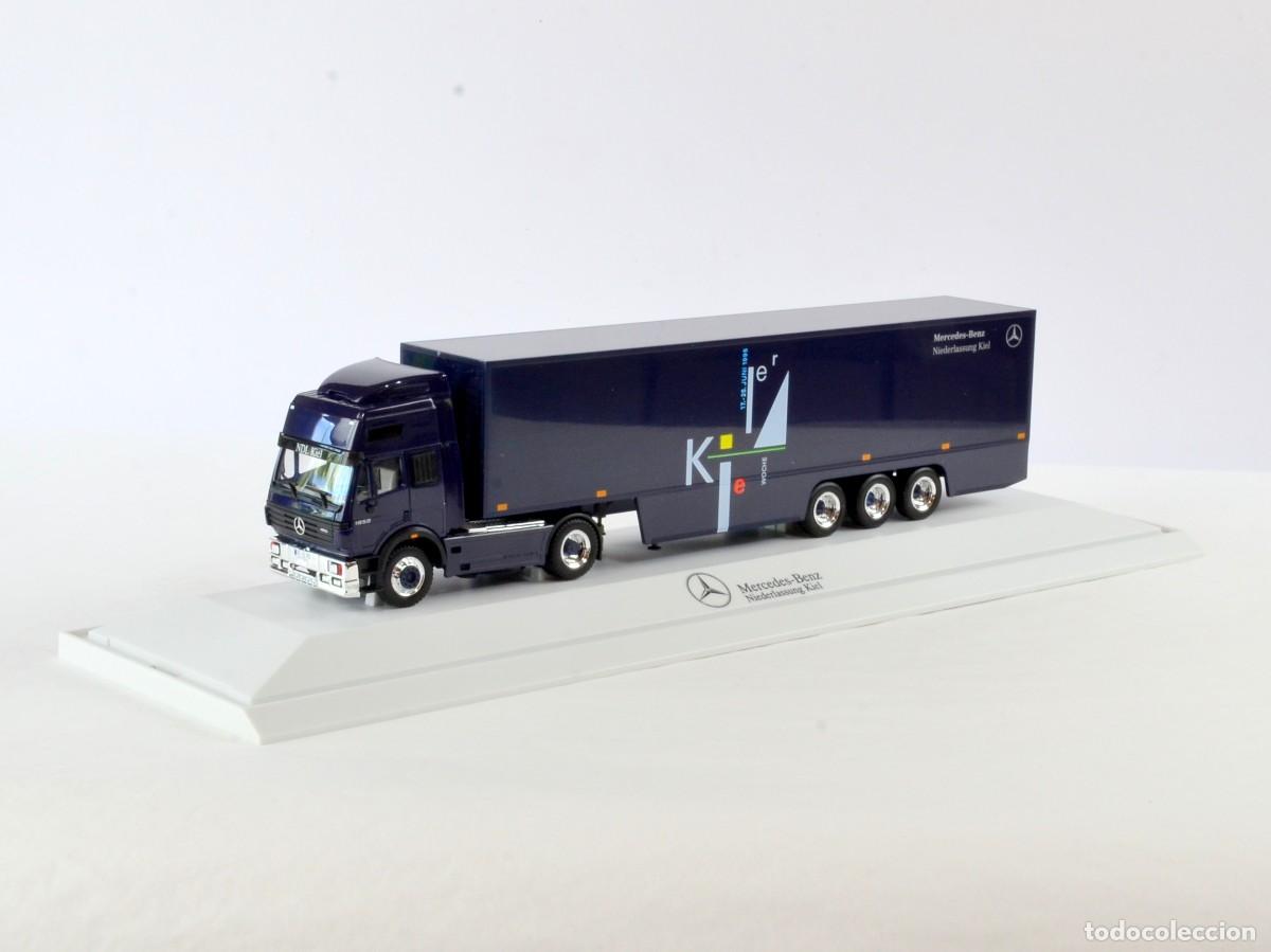 Coches a escala: Herpa Exklusiv Escala 1:87 H0 Cami&oacute;n Articulado Mercedes Benz SK1850 MB Kiel Impecable con Caja