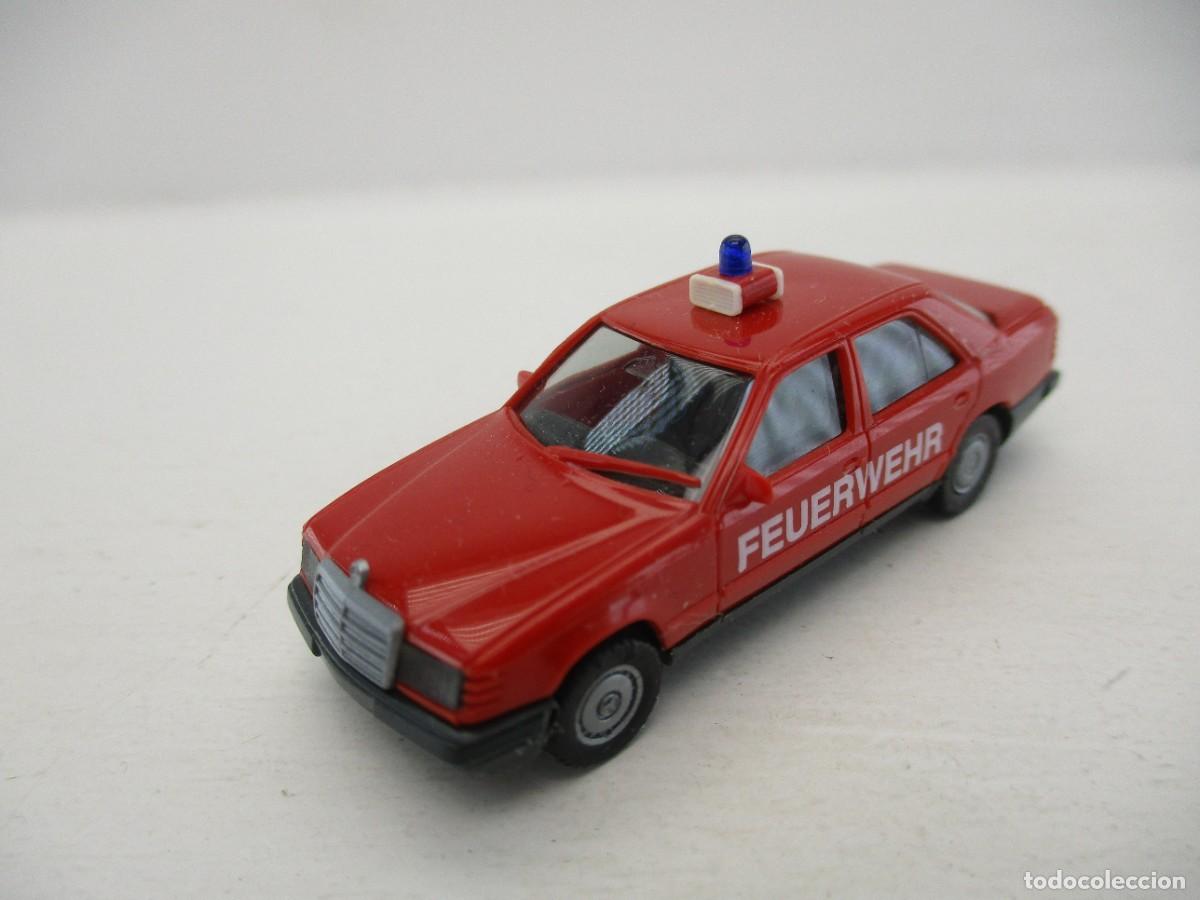 Coches a escala: COCHE ESCALA 1:87 REF B7 - Foto 1