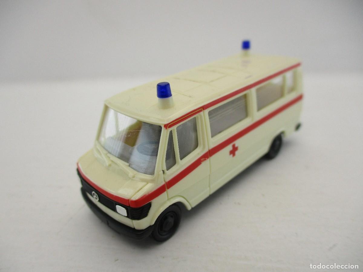 Coches a escala: COCHE ESCALA 1:87 REF B7 - Foto 1