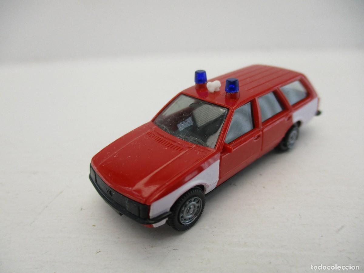 Coches a escala: COCHE ESCALA 1:87 REF B7 - Foto 1