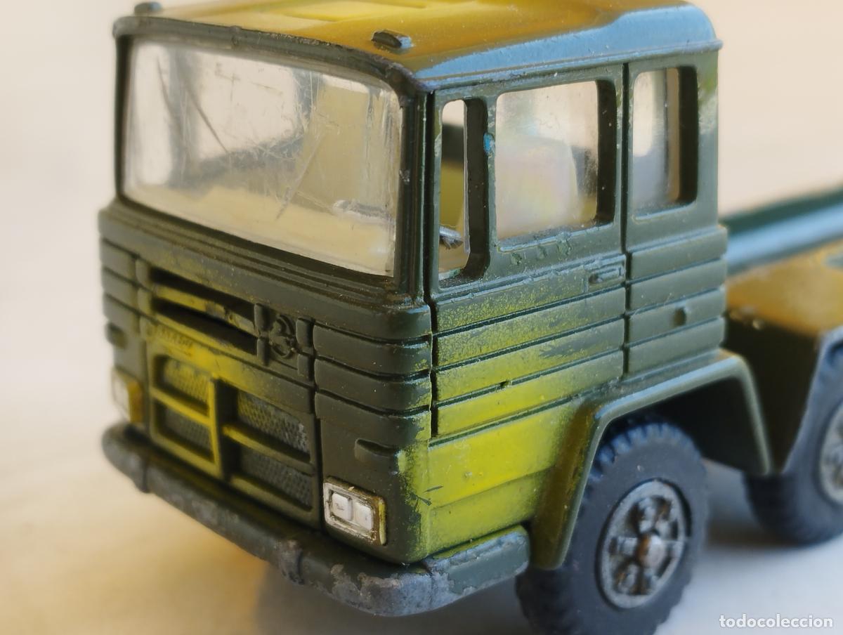 Coches a escala: CAMION PEGASO 1086 MILITAR CABINA CUADRADA 4 EJES PRIMERA SERIE MARCA MIRA 1,64 SALVAT IXO ALTAYA