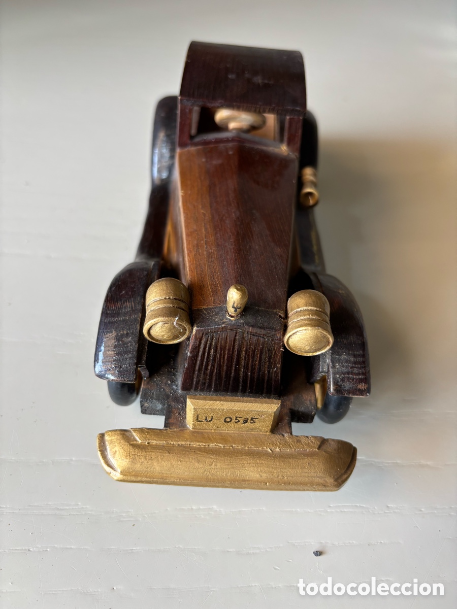 Coches a escala: R&eacute;plica de coche antiguo de madera - Foto 4