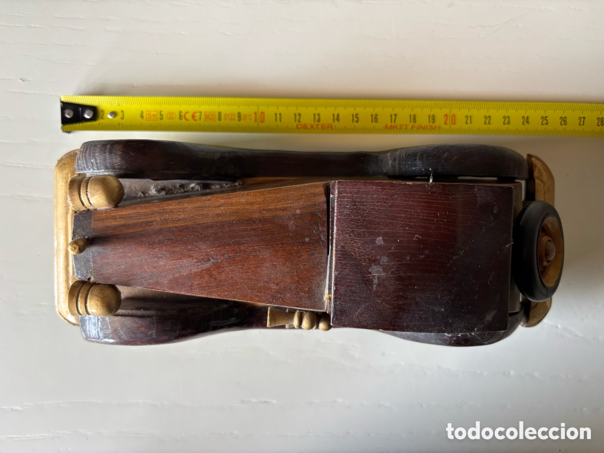 Coches a escala: R&eacute;plica de coche antiguo de madera - Foto 7