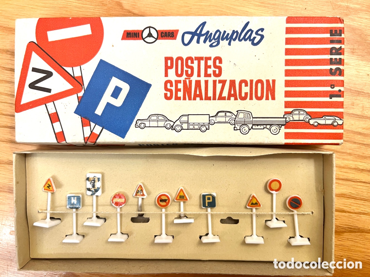 Coches a escala: ANGUPLAS POSTES DE SE&Ntilde;ALES EN SU CAJA