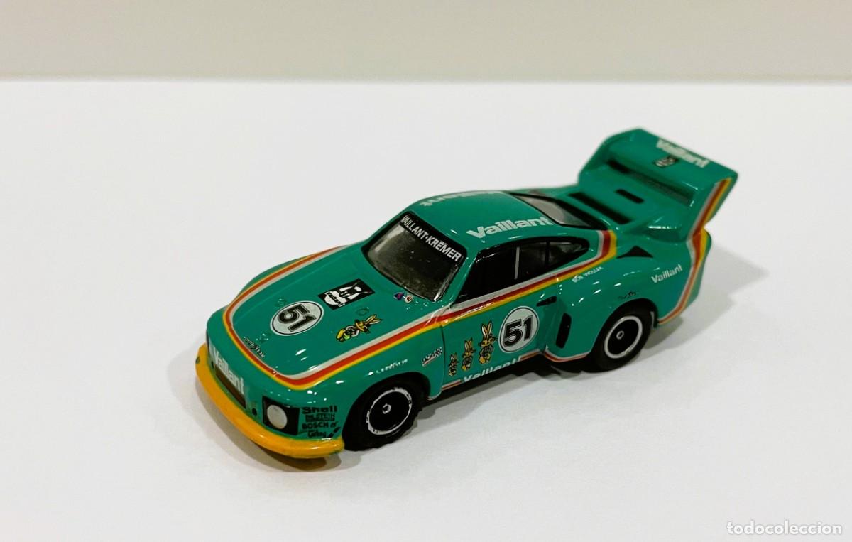 Coches a escala: AUTO BUB MOBILE REF. 08877 - PORSCHE 935 K2 GRAND PRIX KREMER / VALLIANT # 51 (1977). EDITION 2009