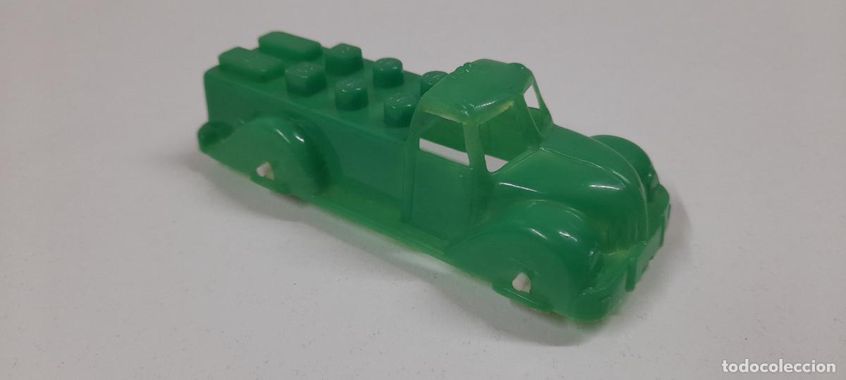 Coches a escala: ANTIGUO CAMION . REALIZADO POR HASBRO . MADE IN USA . PLASTICO RIGIDO . ORIGINAL A&Ntilde;OS 50 / 60