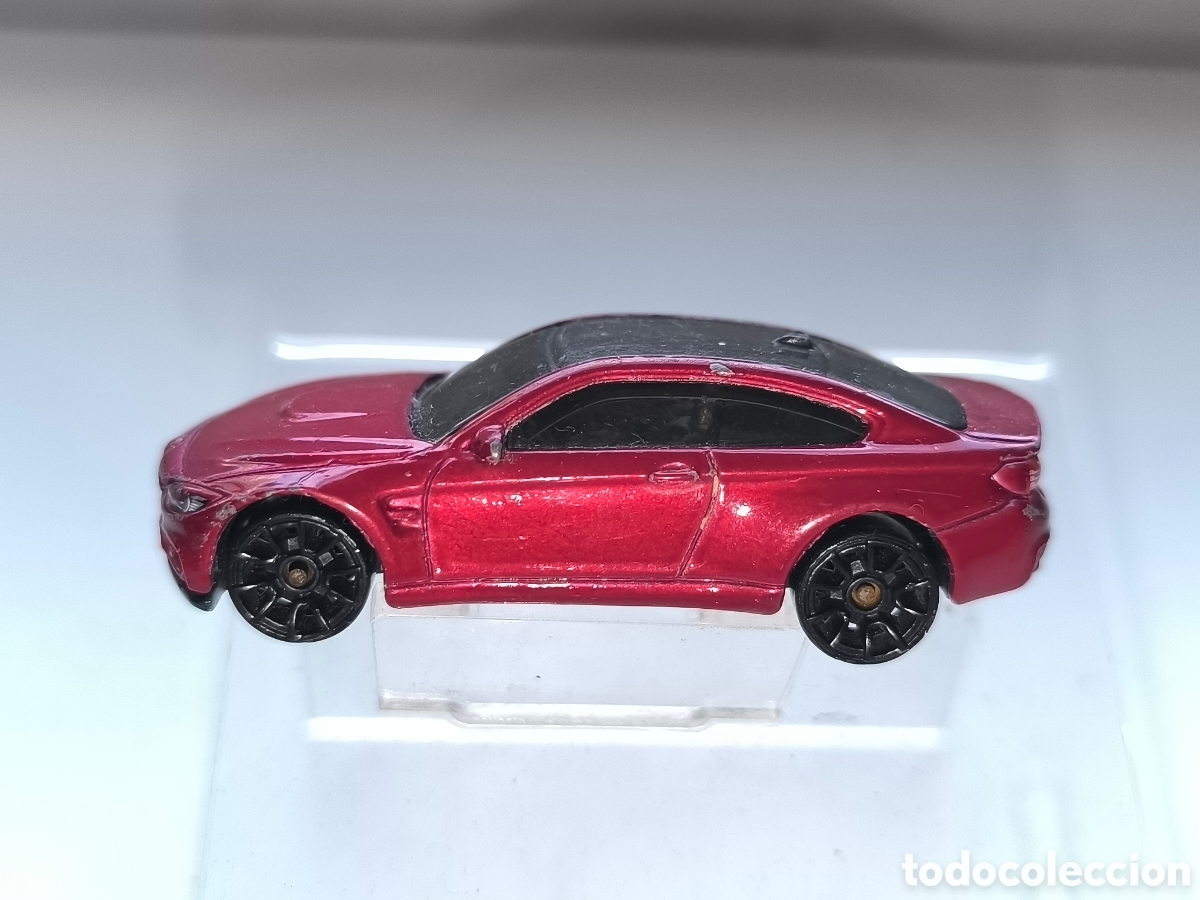 Coches a escala: BMW M4 hotwheels 2014