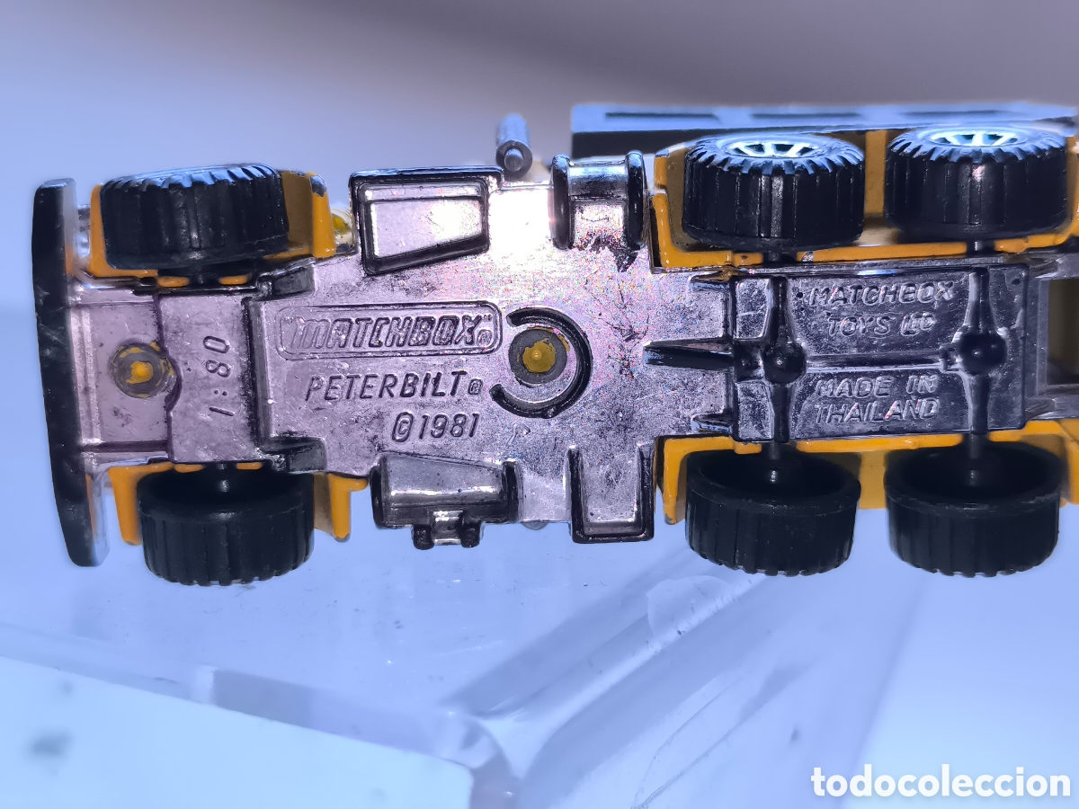 Coches a escala: Matchbox Peterbilt 1981 - Foto 5