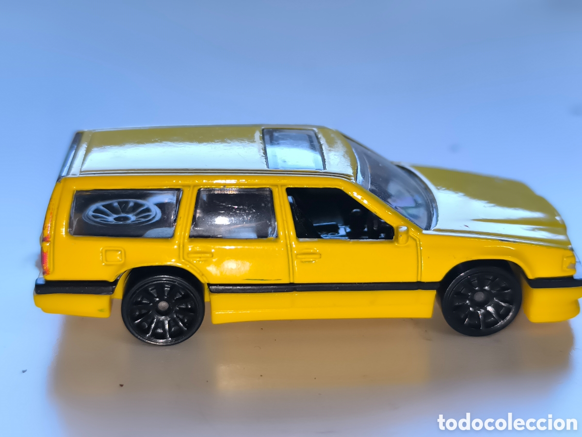 Coches a escala: Volvo 850 estate 2019 hotwheels