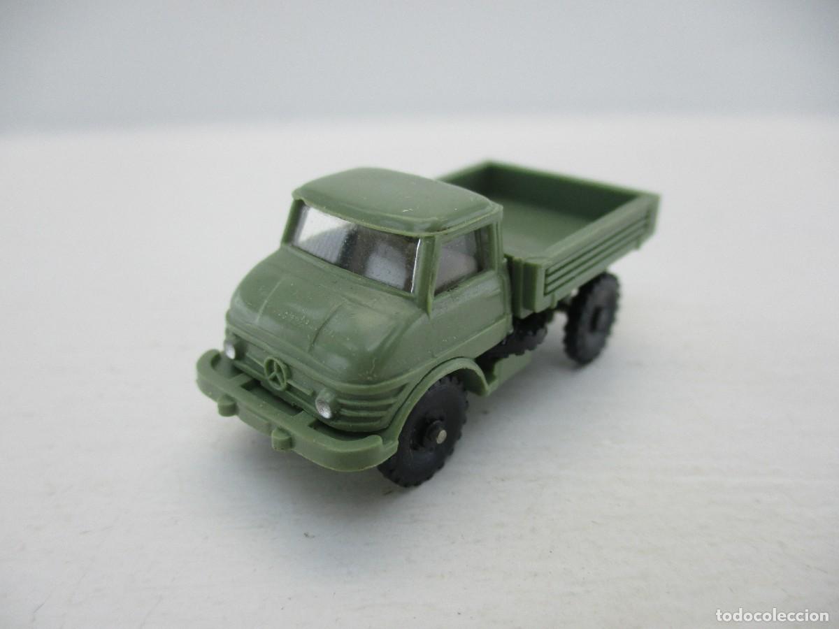 Auto in scala: COCHE ESCALA 1:87 REF FL