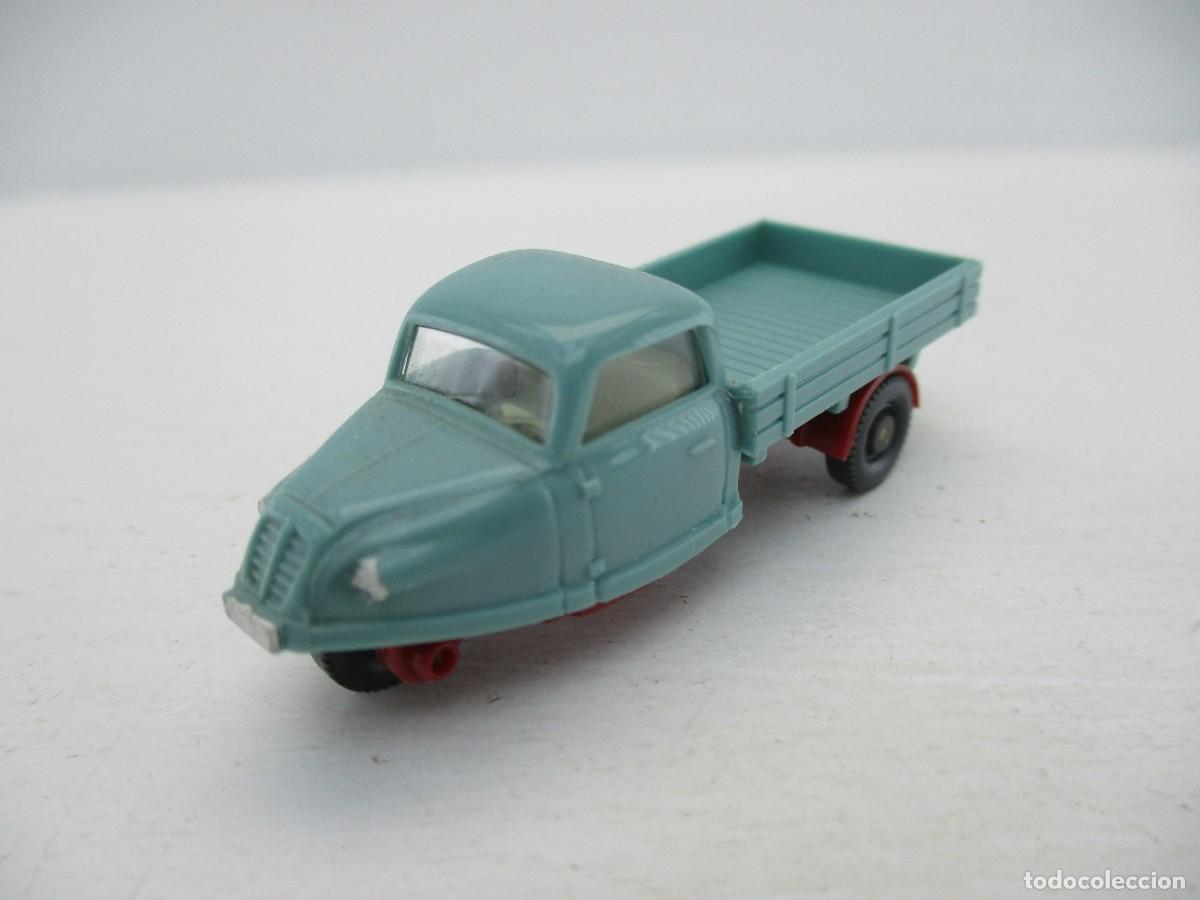 Auto in scala: COCHE ESCALA 1:87 REF FL