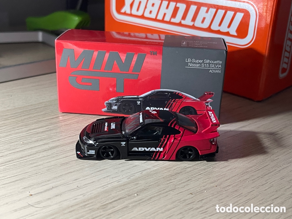 Coches a escala: Mini GT Nissan Silvia Advan