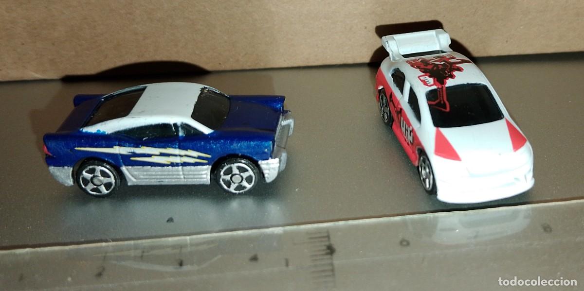 Coches a escala: Lote de 2 micro coches MEGABLOCKS - Foto 7