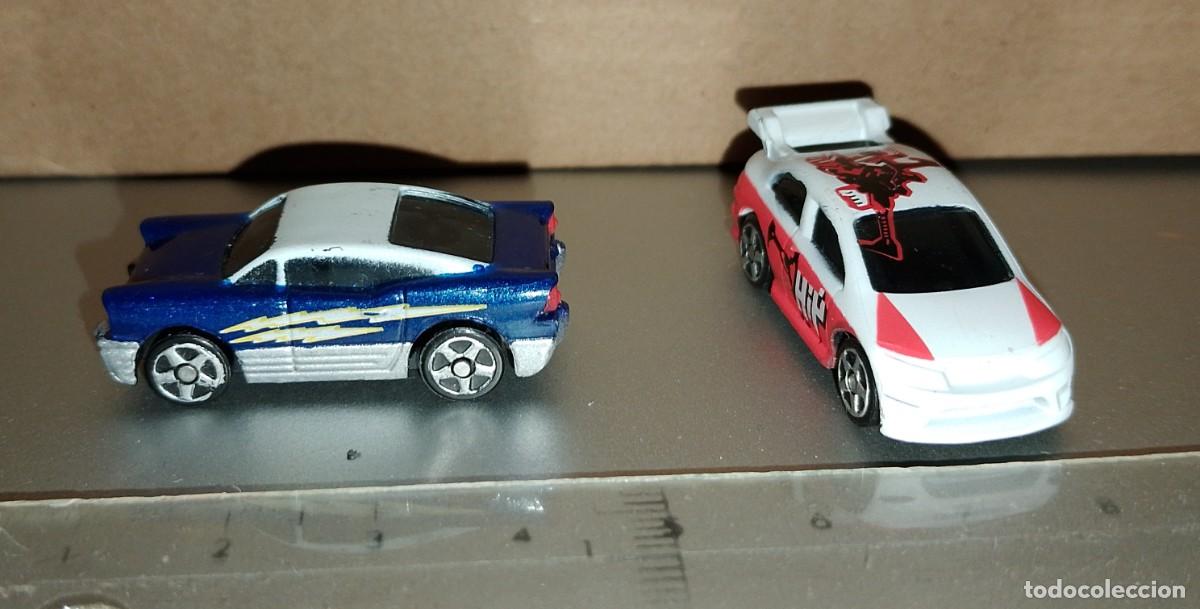 Coches a escala: Lote de 2 micro coches MEGABLOCKS - Foto 9