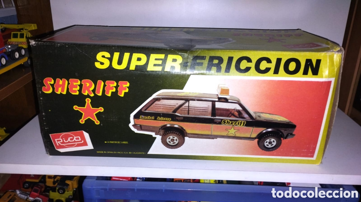 Coches a escala: Caja vac&iacute;a Seat 131 Rico