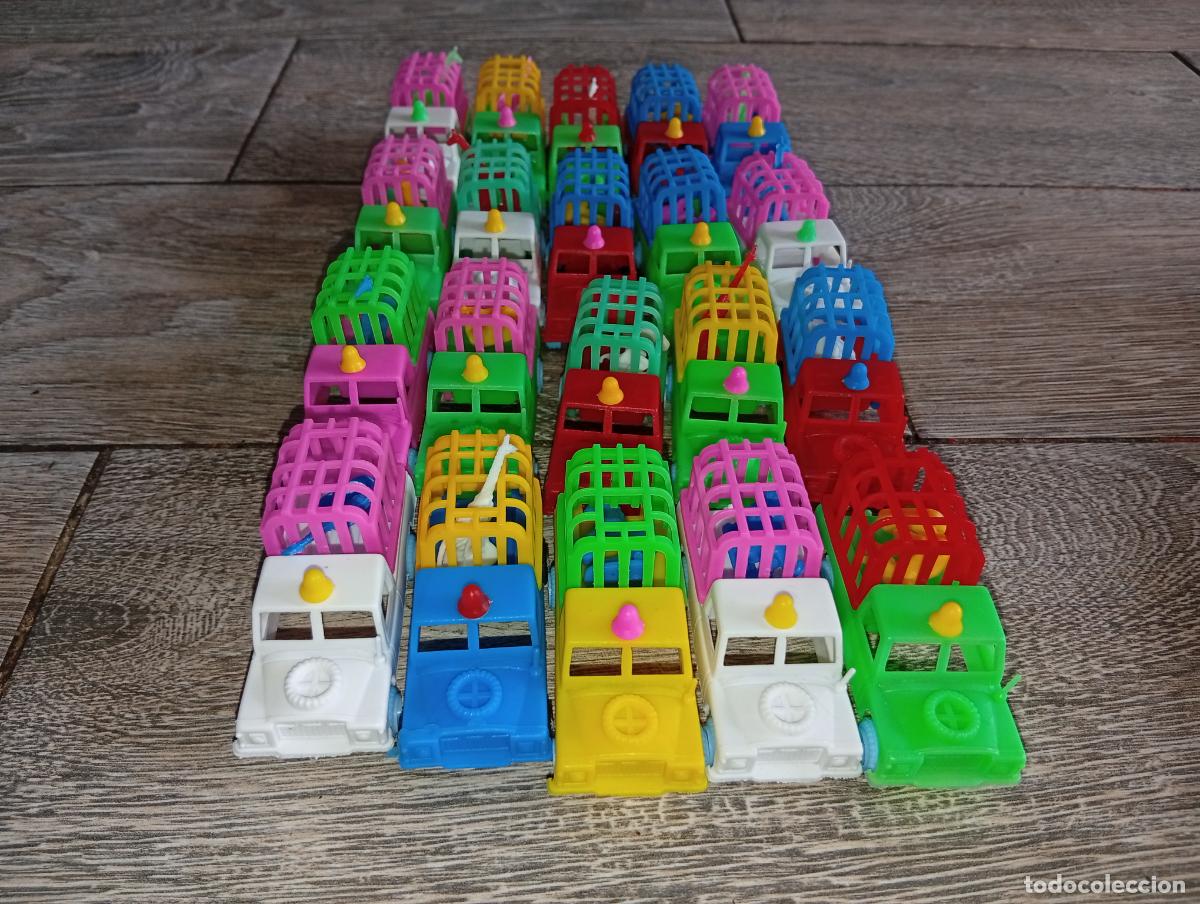 Coches a escala: Lote 20 coches pl&aacute;stico Gr&uacute;as Land Rover Santana de Ruiz Safaris Kiosco a&ntilde;os 70/80