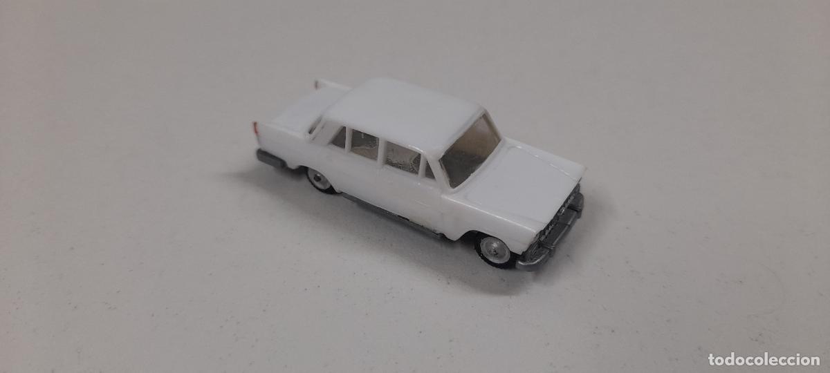 Coches a escala: COCHE SEAT 1400 - C . REALIZADO POR EKO . ORIGINAL A&Ntilde;OS 60
