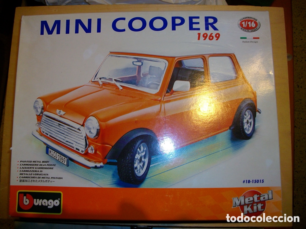 Coches a escala: Mini Cooper de Burago nuevo en su caja