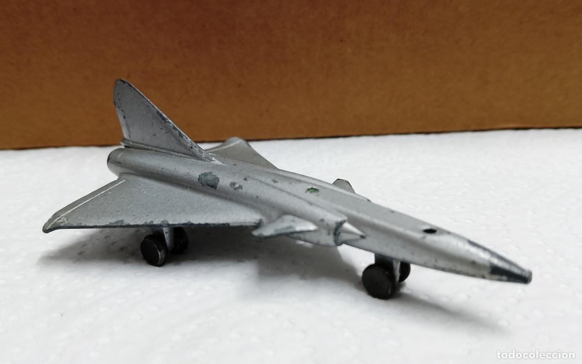 Coches a escala: PILEN Avi&oacute;n Super Mirage 4000 vintage