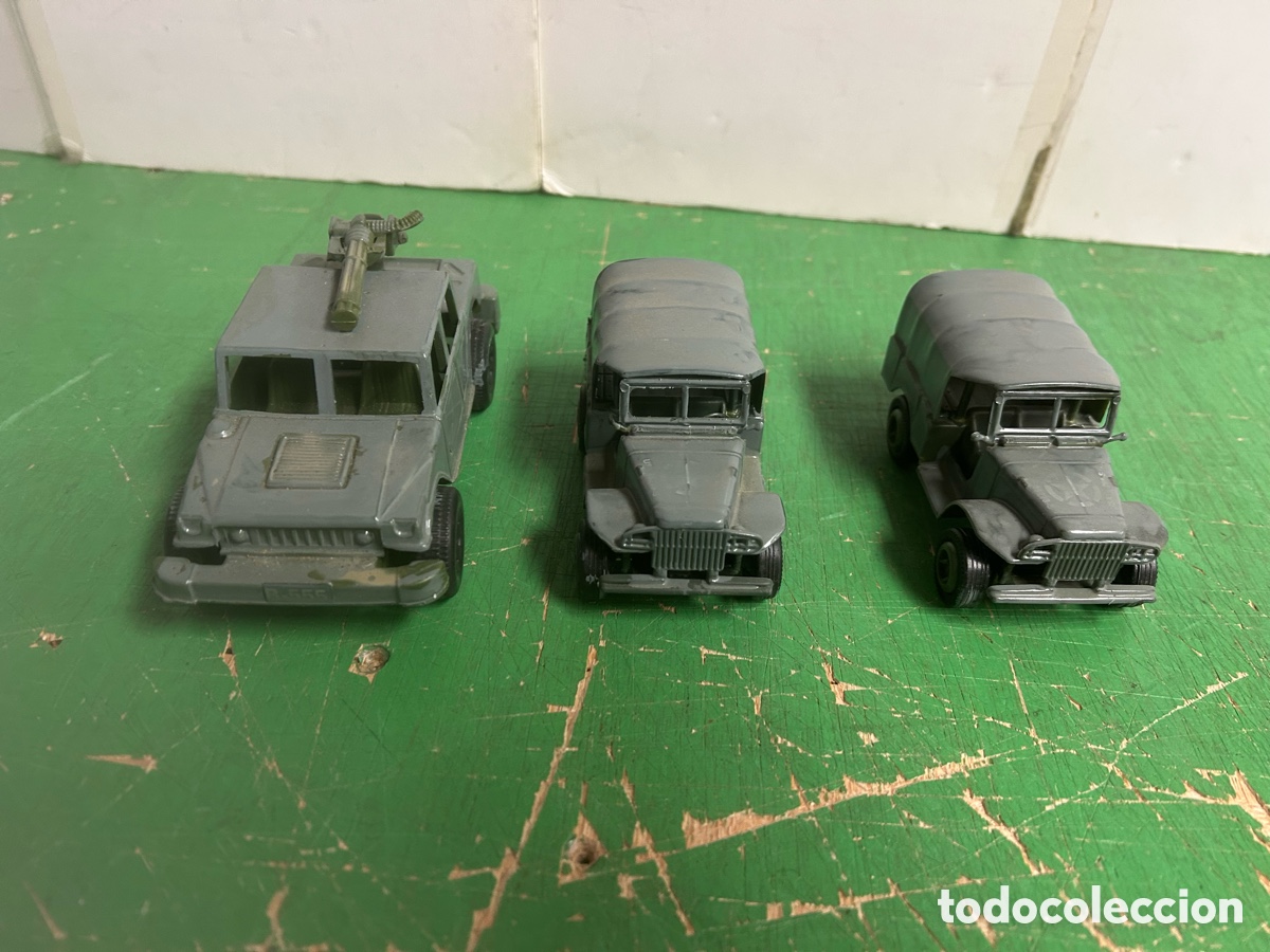 Coches a escala: LOTE VEHICULOS MILITARES 3 UNIDANDES