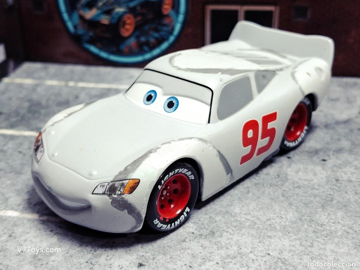 Coches a escala: Rayo McQueen Imprimaci&oacute;n Cars Disney Pixar 10cm