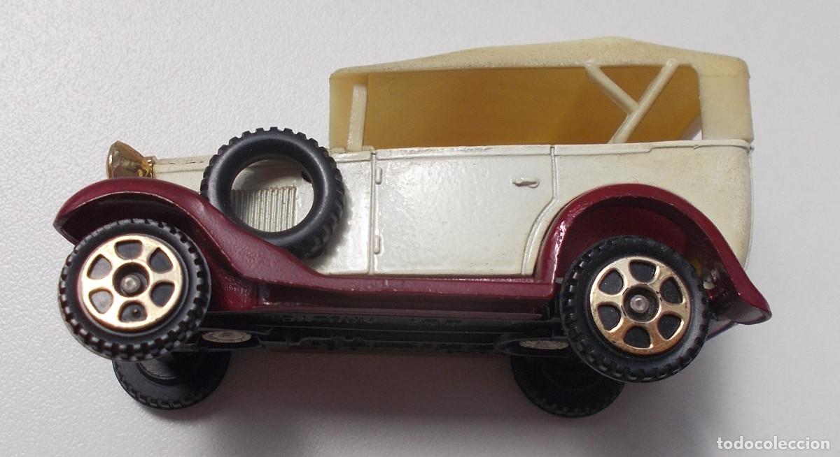 Coches a escala: Tomica - Datsun Type 12, escala 1:49, a&ntilde;o 1974