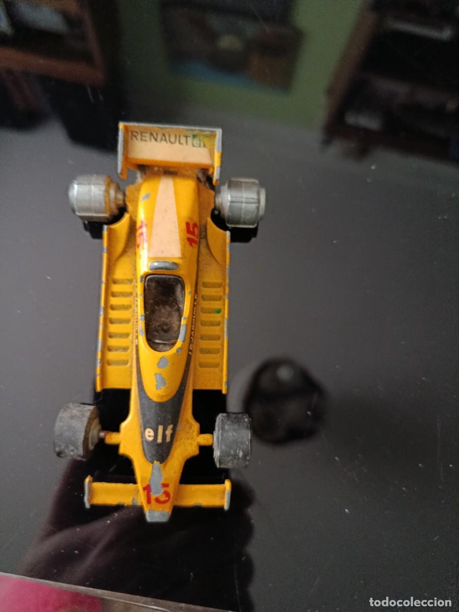 Coches a escala: Coche de carreras de acero