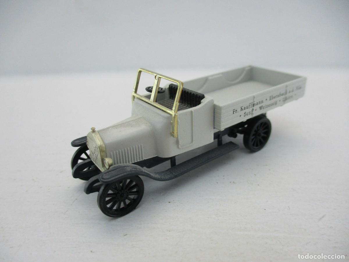 Auto in scala: COCHE ESCALA 1:87 REF PA