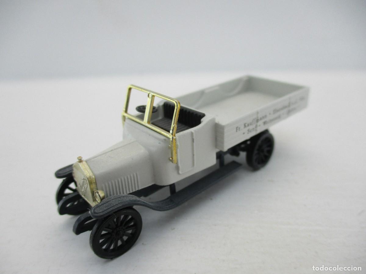 Auto in scala: COCHE ESCALA 1:87 REF PA