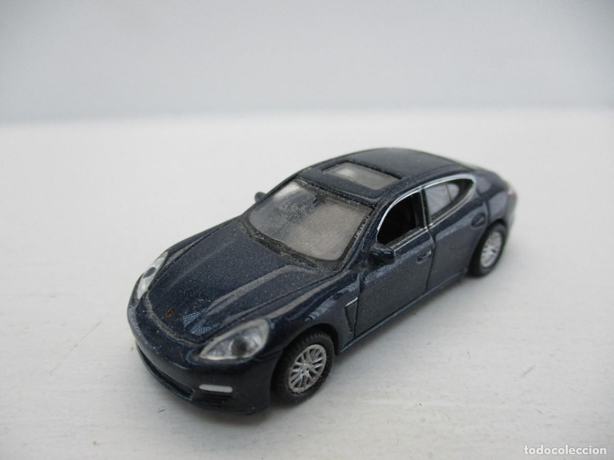 Coches a escala: COCHE ESCALA 1:87 REF RC