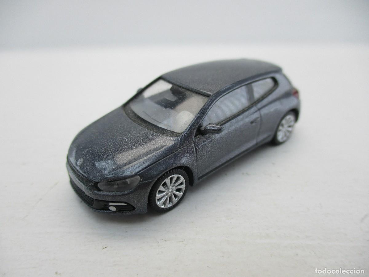 Coches a escala: COCHE ESCALA 1:87 REF RC