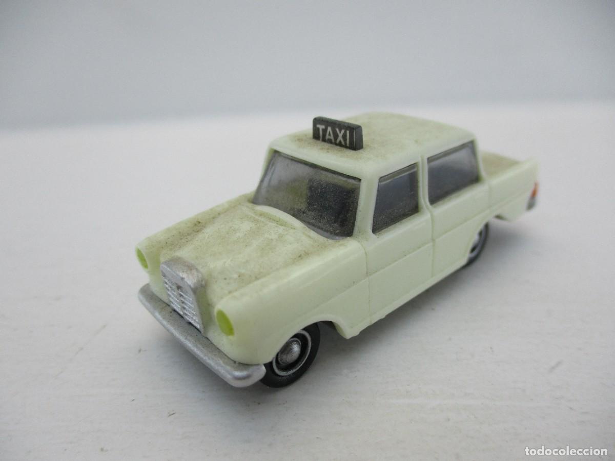 Coches a escala: COCHE ESCALA 1:87 REF RD