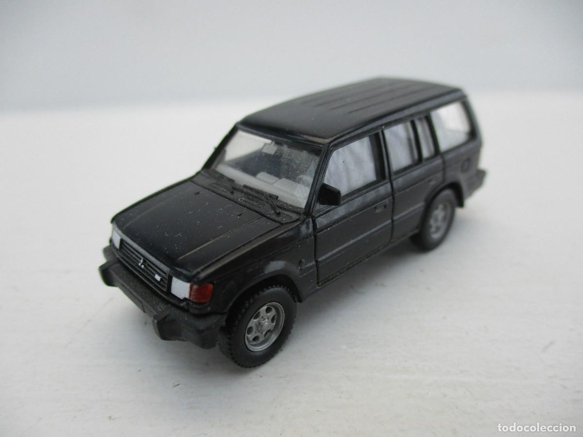 Coches a escala: COCHE ESCALA 1:87 REF RD