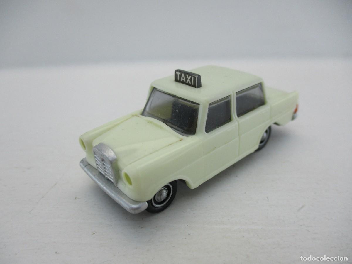 Coches a escala: COCHE ESCALA 1:87 REF RD