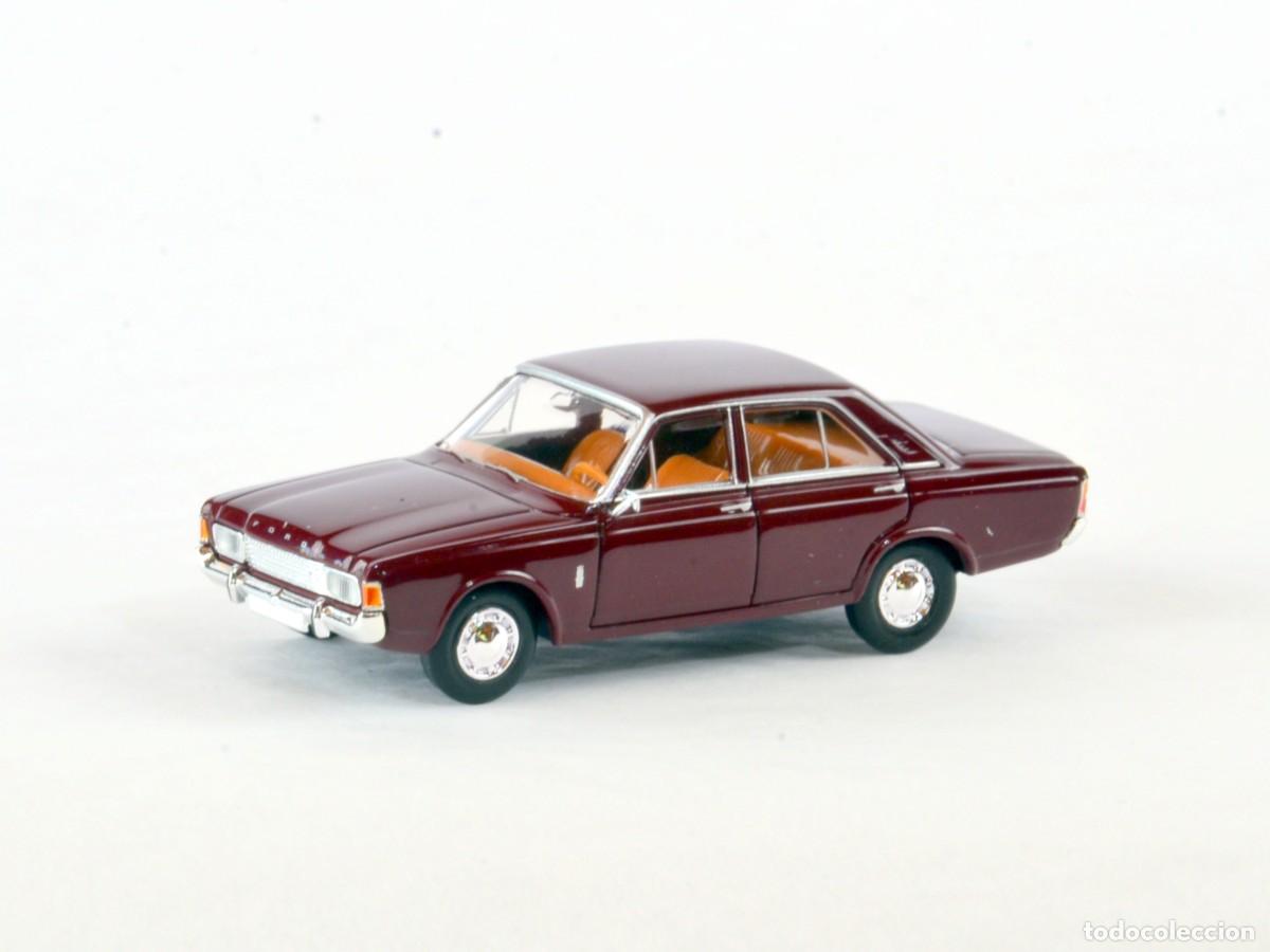 Coches a escala: Brekina TOP Escala 1:87 H0 Ford 17M P7B Burdeos Impecable con Caja