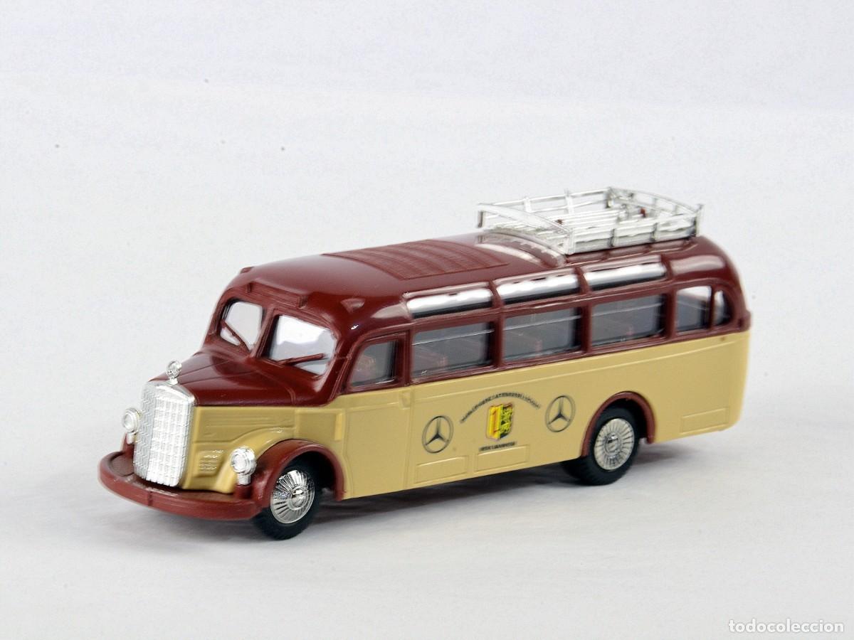 Coches a escala: Busch Escala 1:87 H0 Autocar Mercedes Benz O3500 Werk Mannheim Impecable