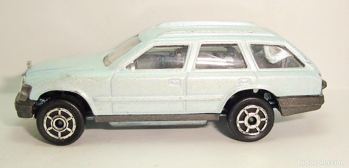Coches a escala: MERCEDES 300 TE MAJORETTE ESCALA 1:63 LOTE 9