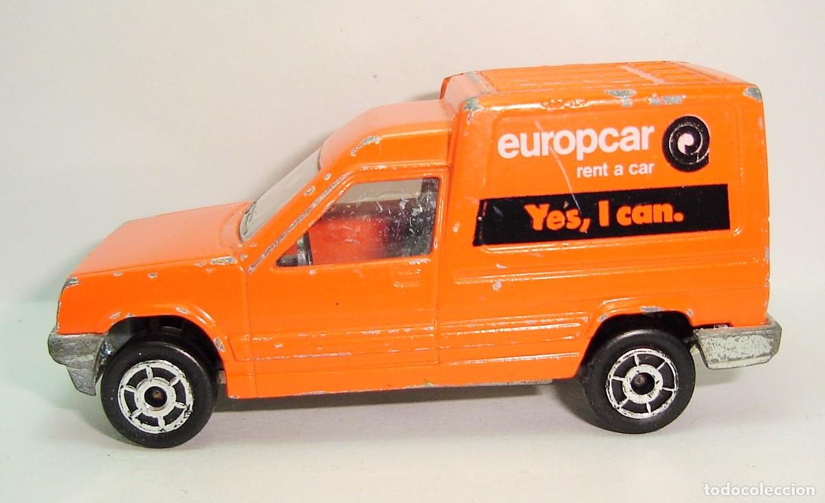 Coches a escala: RENAULT EXPRESS EUROPCAR MAJORETTE ESCALA 1:53 LOTE 27