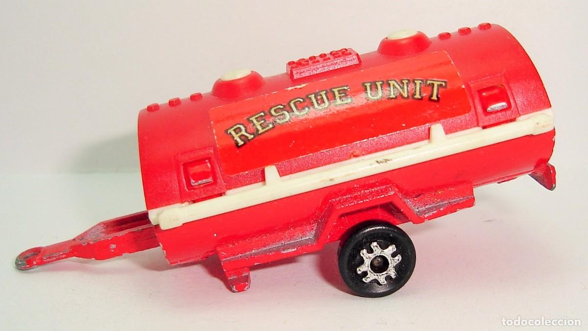 Coches a escala: REMOLQUE CUBA MAJORETTE ESCALA 1:64 LOTE 31