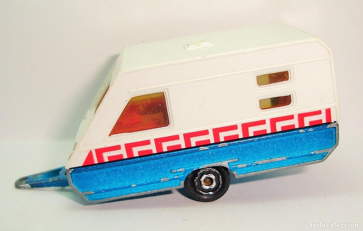 Coches a escala: CARAVANA MAJORETTE ESCALA 1:70 LOTE 34