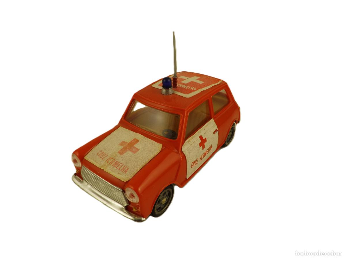 Coches a escala: Mini de fabricaci&oacute;n Portuguesa - Foto 2