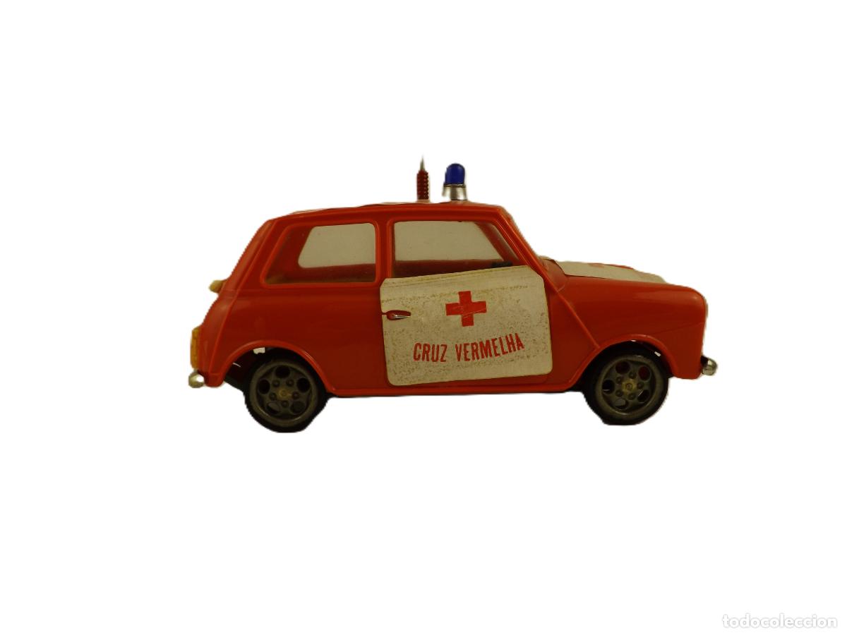 Coches a escala: Mini de fabricaci&oacute;n Portuguesa - Foto 5